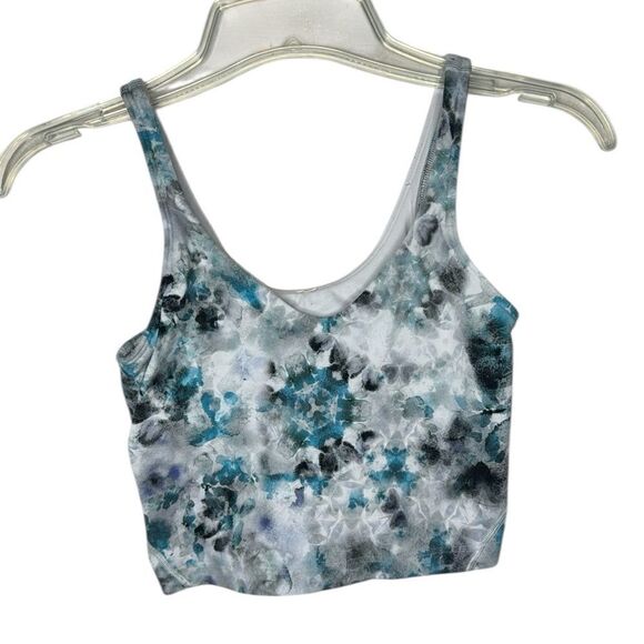 Lululemon V-Neck Kaleidofloral Blue Grey Align Cropped Tank Top. Size 2. - Picture 3 of 8